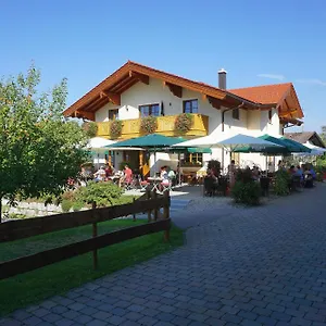 Séjour à la ferme Cafe Wastelbauerhof - Urlaub Auf Dem Bauernhof, Bernau am Chiemsee